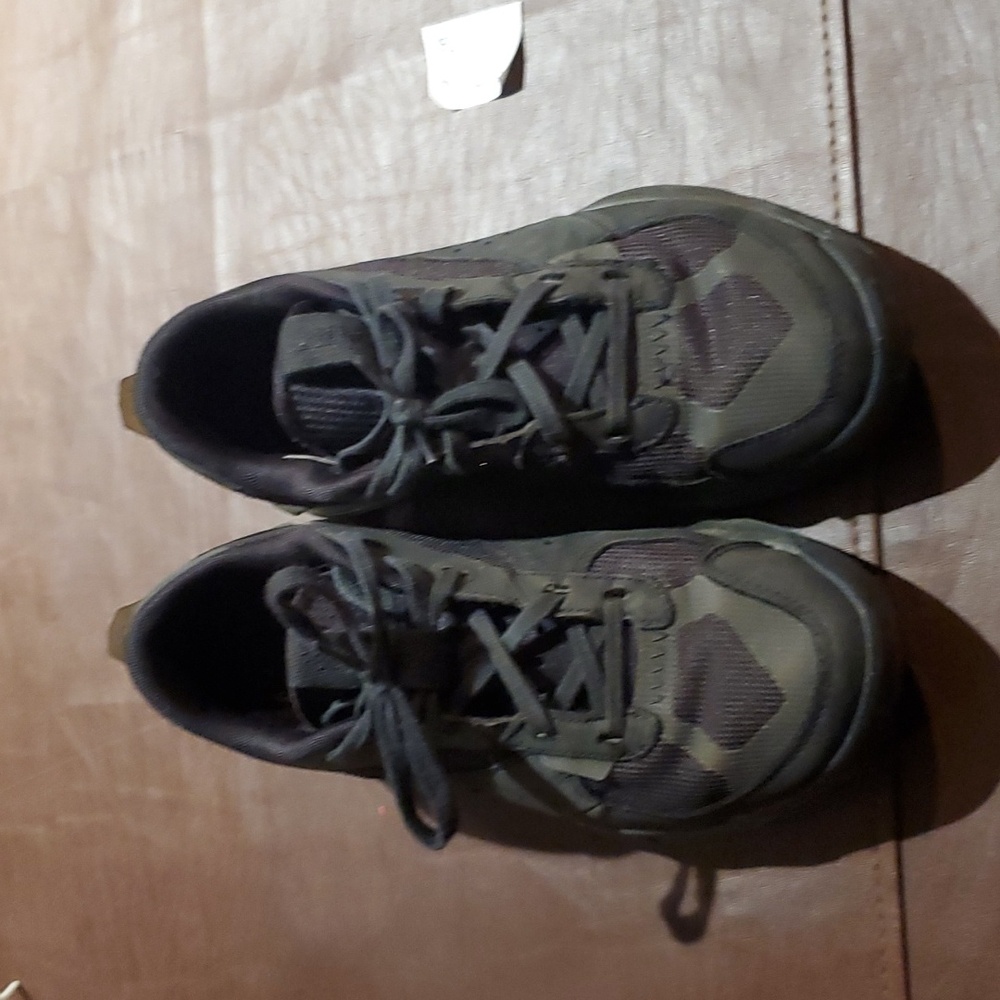 Jordan Air 200E x Paris Saint-Germain Low Black Taxi PSG